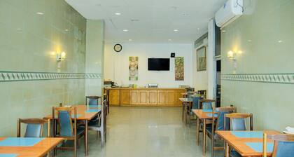 Luxury Deluxe DBL Retreat W/ Free WiFi and Parking