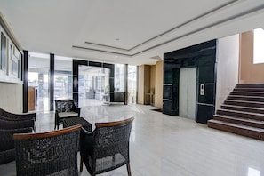 Interior - Stylish DBL Suite Escape W/ Free WiFi and Parking (Pekanbaru)