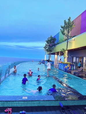 Rooftop pool