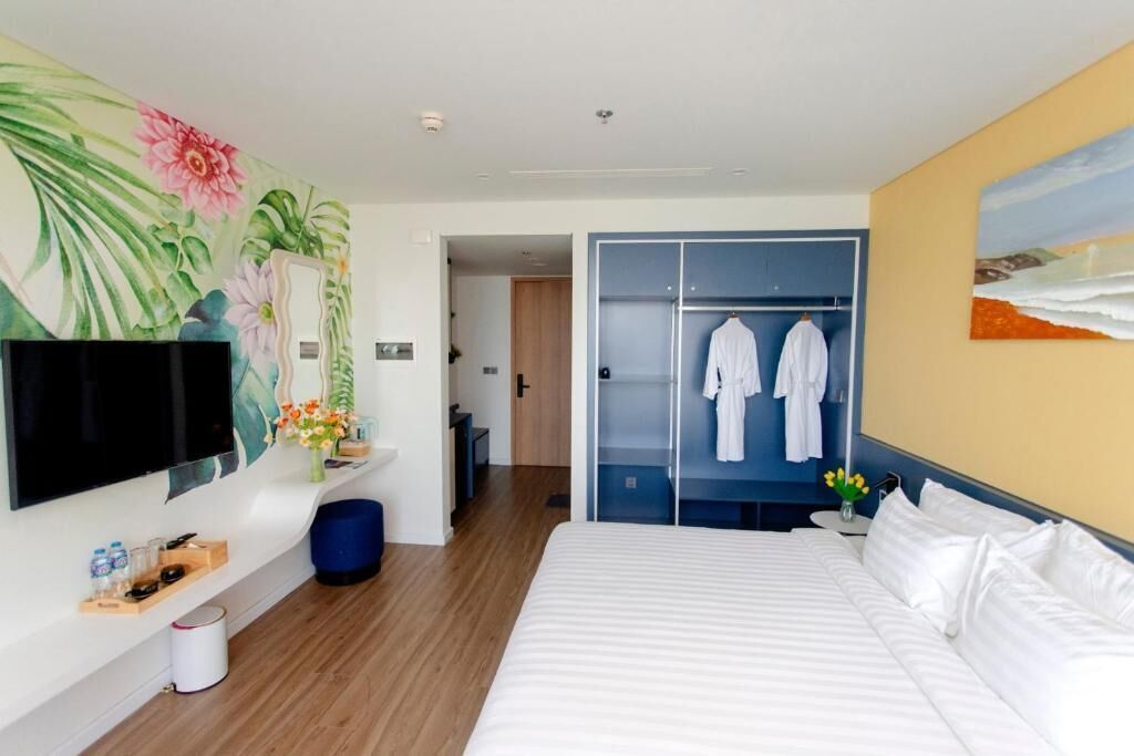 Double Room, 1 Katil Raja (King) dengan Katil Sofa, Balcony | Pemandangan dari bilik