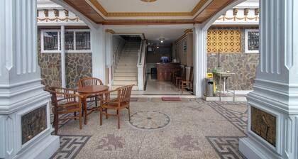 Family Luxury Suite W/Free WiFi and Parking