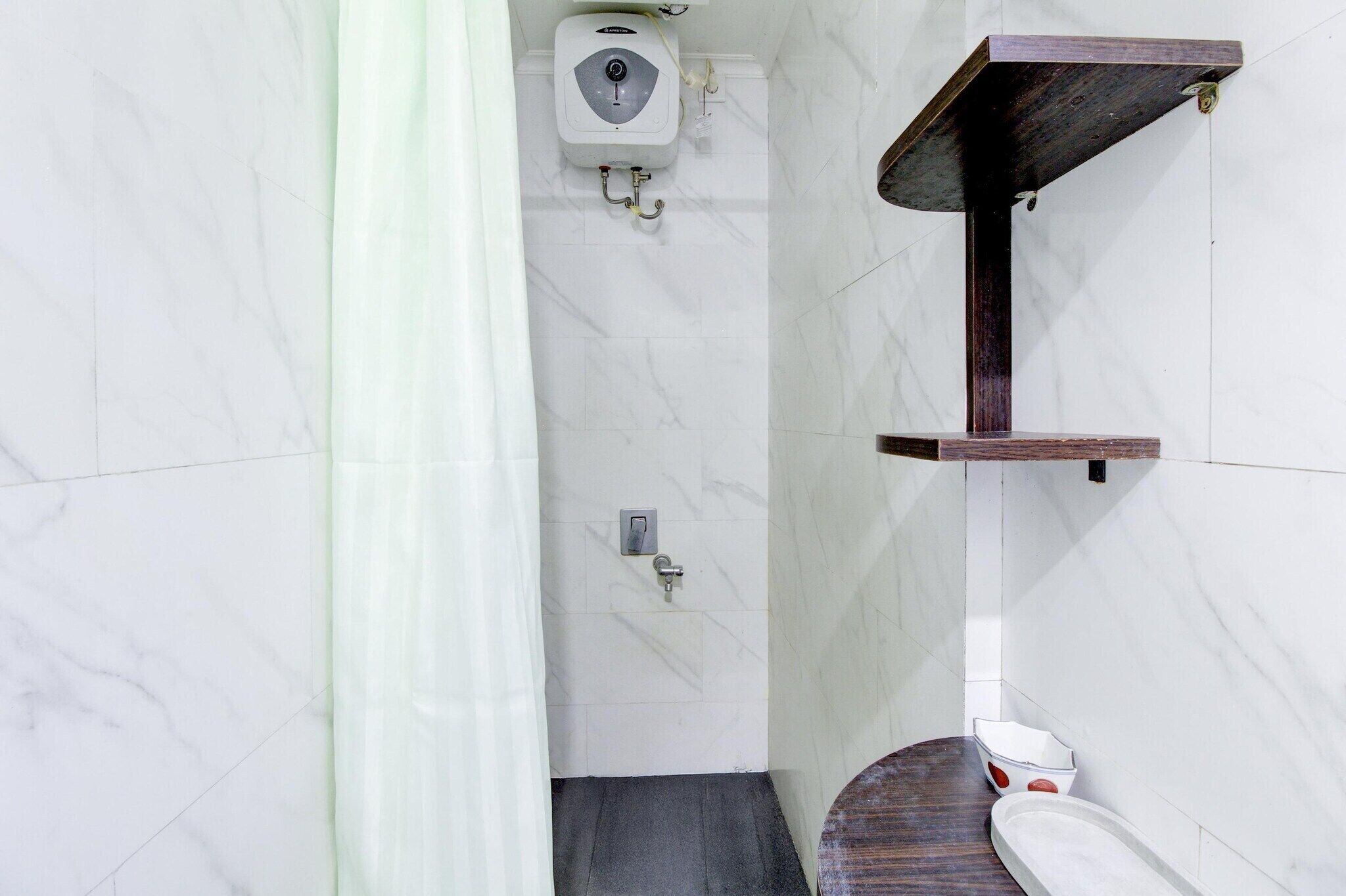 Douche, bidet
