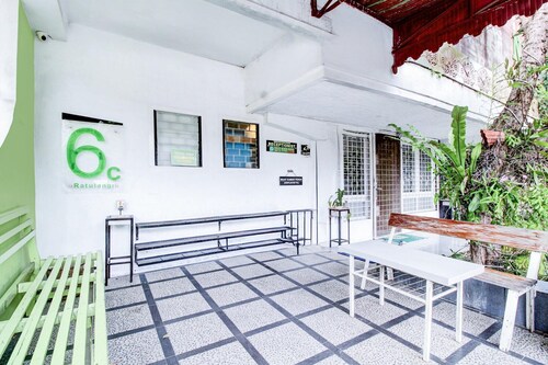 Cozy Twin Escape in Indonesia with Free WiFi