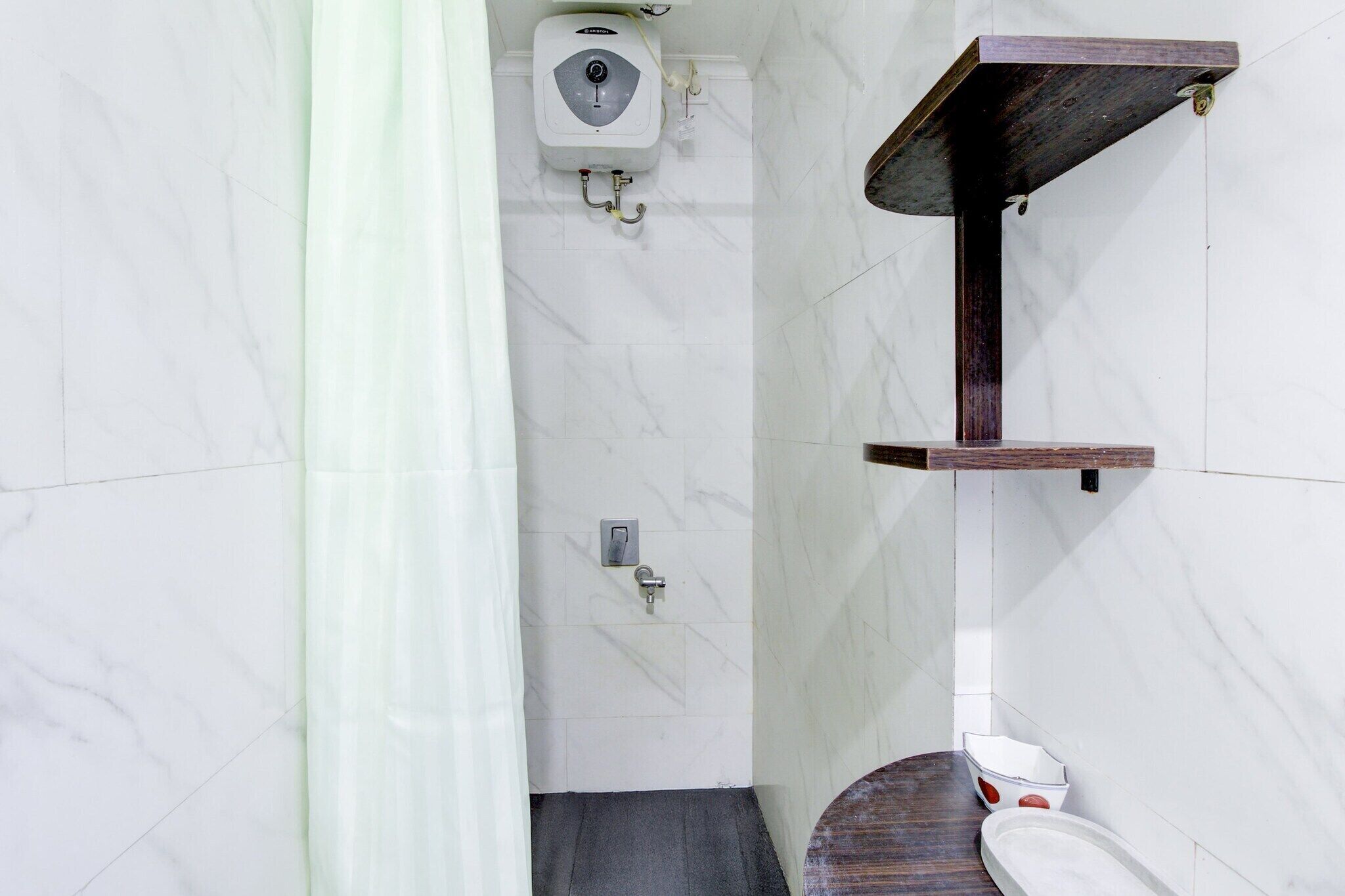Shower, bidet