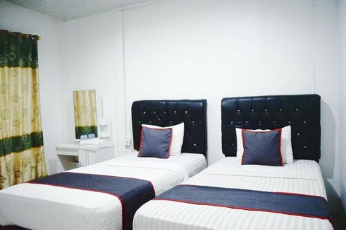 Cozy Double Escape in Indonesia W/ Parking Access