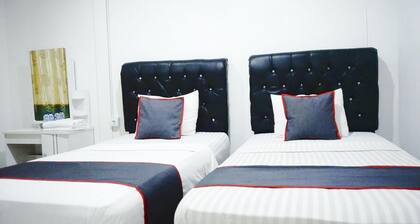 Luxury Twin Comfort Stay with Parking Access
