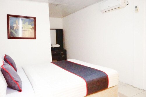 Cozy Double Escape in Indonesia W/ Parking Access
