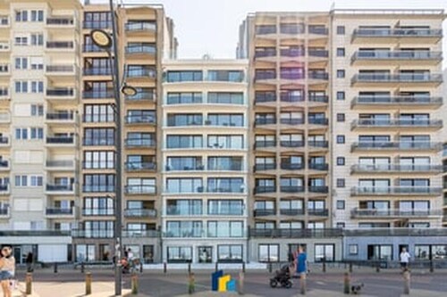 Seafront Belgium Apartment for 4