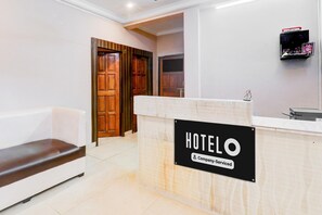 Lobby - Super Hotel O Sharda Nagar Lucknow (Lucknow)