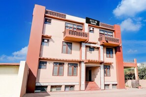 Exterior - Super Hotel O Sharda Nagar Lucknow (Lucknow)