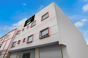 Exterior - Collection O Joka Industrial Plaza (Kolkata)