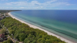 Brusewind | Beach | On the beach