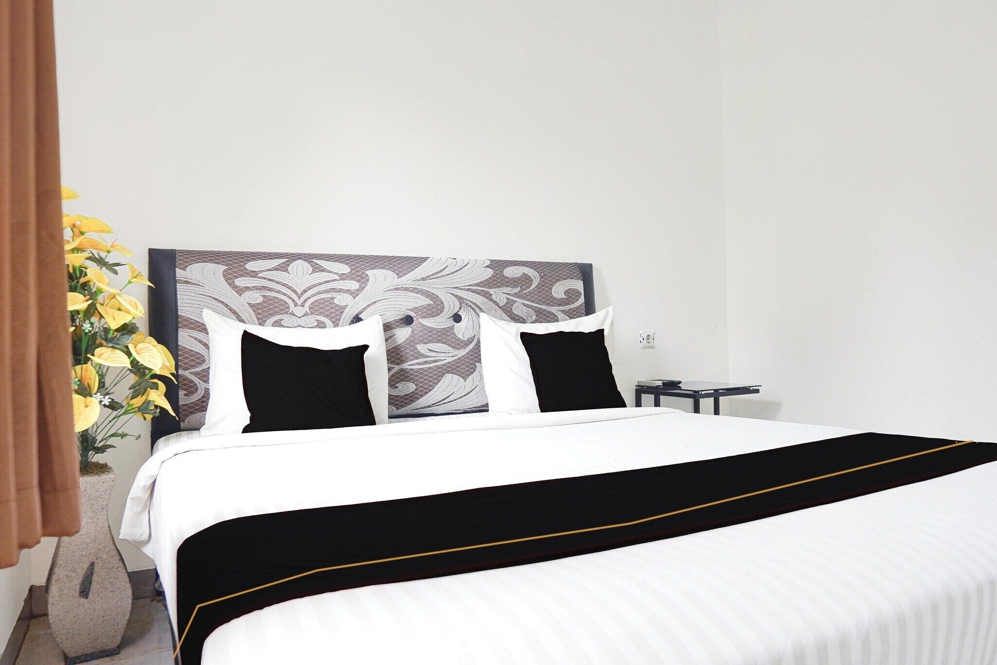 1 bedroom, desk, free WiFi, bed sheets