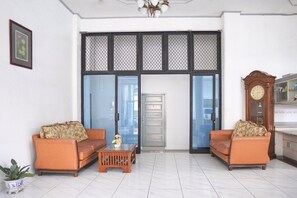 Lobby - Cozy Double Escape W/ Free WiFi and Parking (Padang)