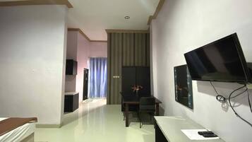 1 chambre, bureau, Wi-Fi gratuit, draps fournis
