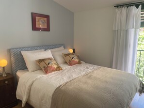 Room - Vrbo Property (Toulouse)