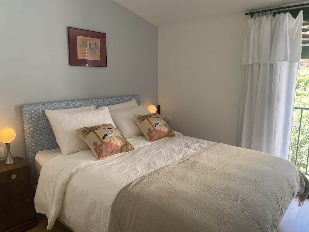 2 chambres, bureau, fer et planche à repasser, Wi-Fi gratuit