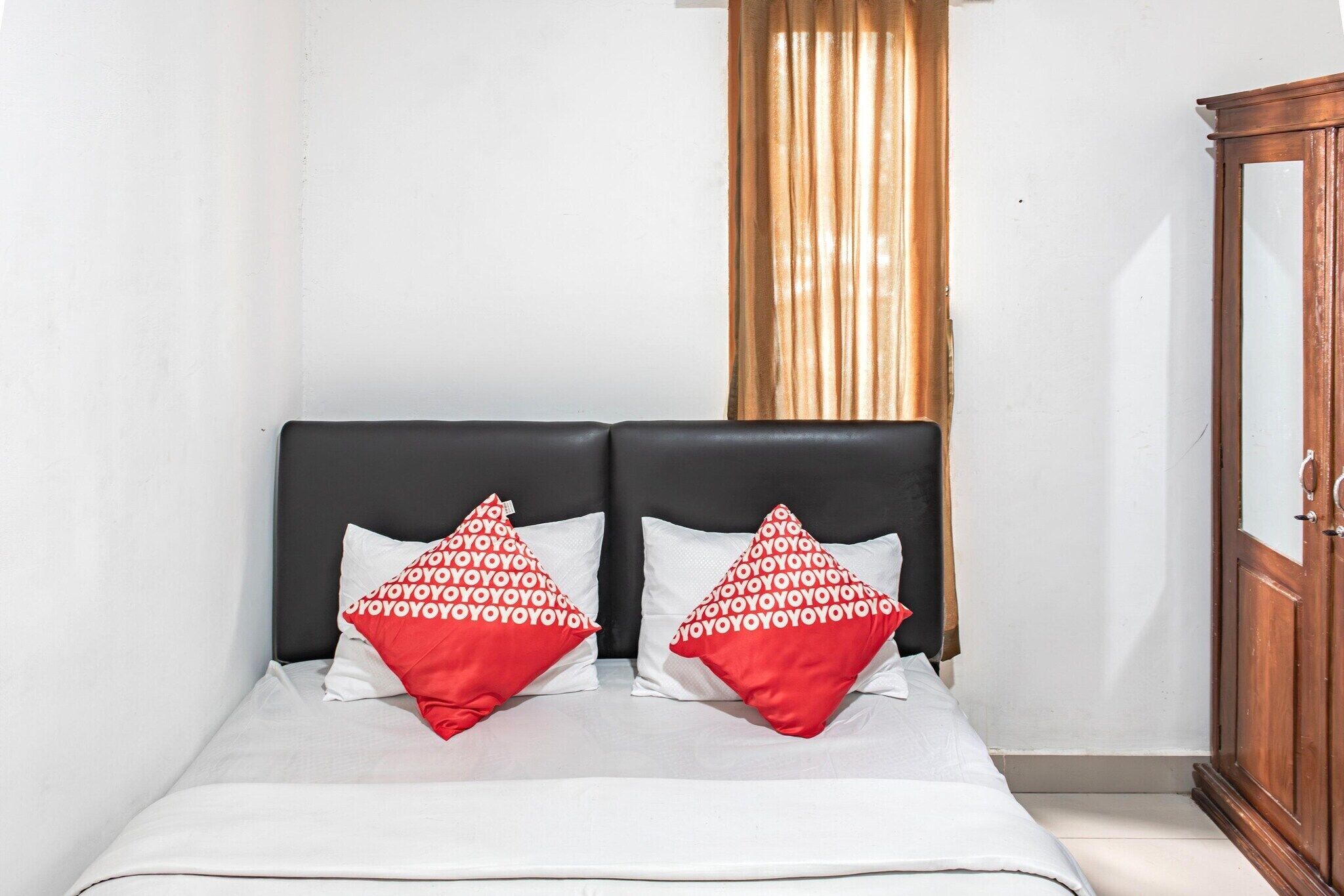 1 bedroom, desk, free WiFi, bed sheets