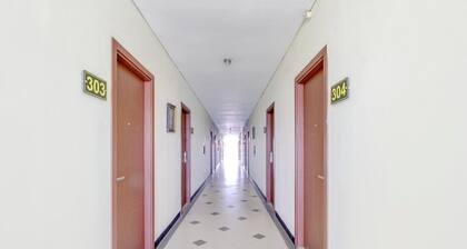 Luxury Deluxe DBL Retreat W/ Free WiFi and Parking