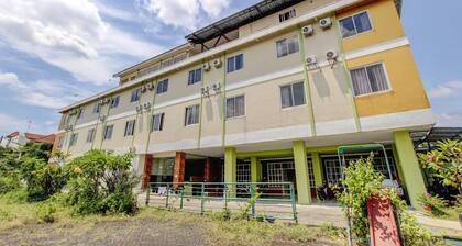 Luxury Deluxe DBL Retreat W/ Free WiFi and Parking