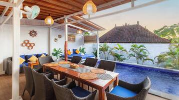 Kolam renang outdoor