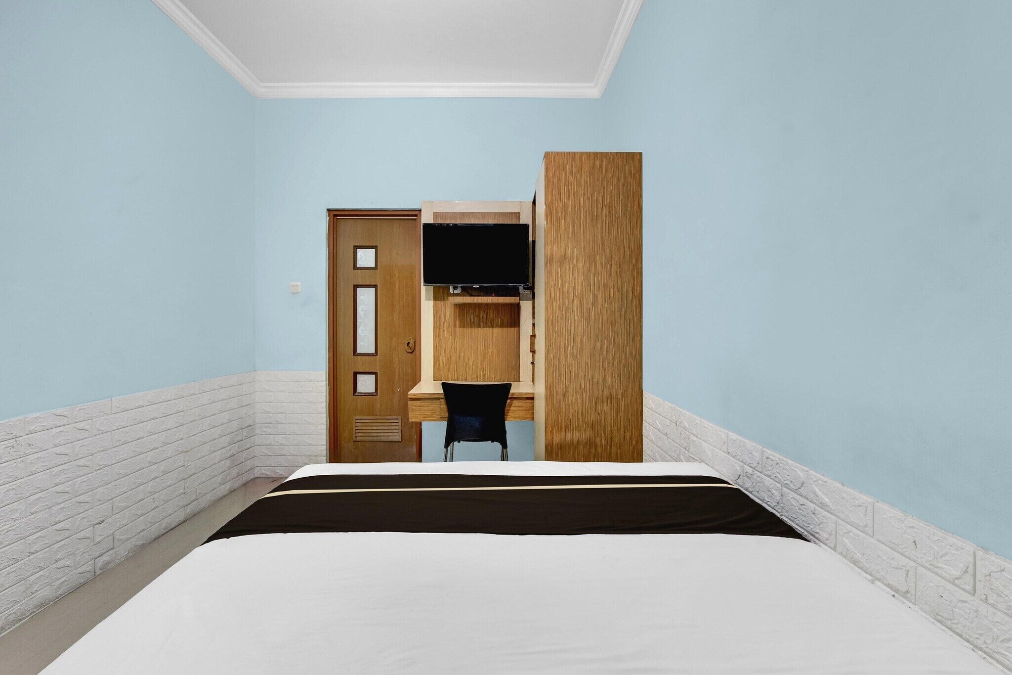 1 bedroom, desk, free WiFi, bed sheets