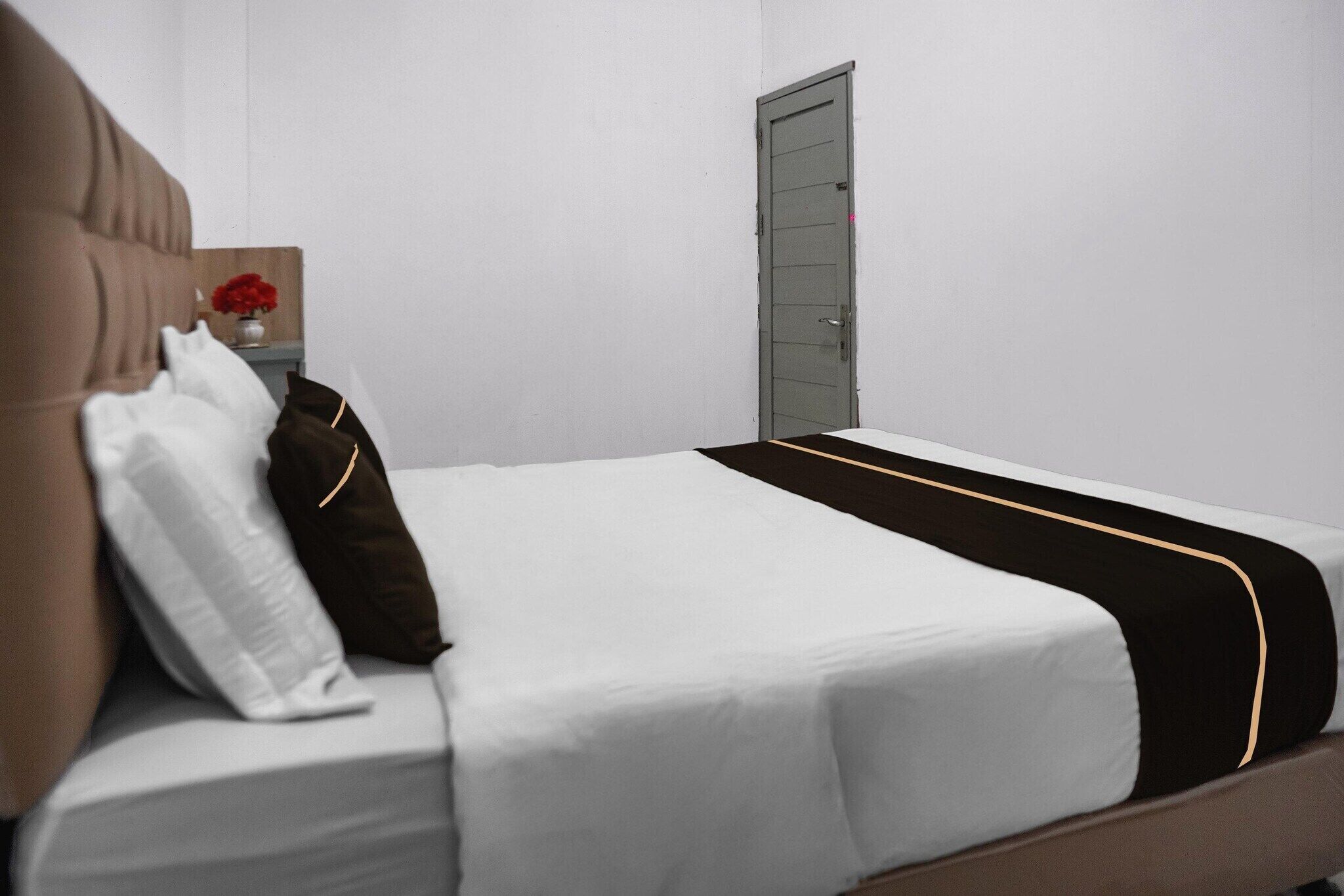 1 bedroom, desk, free WiFi, bed sheets