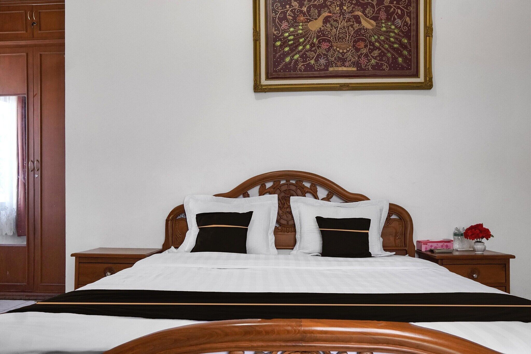 1 bedroom, desk, free WiFi, bed sheets