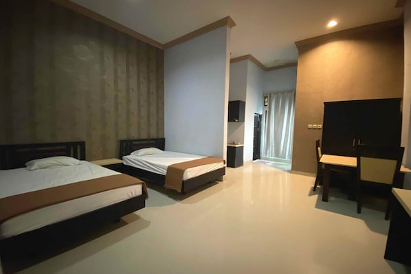 1 chambre, bureau, Wi-Fi gratuit, draps fournis