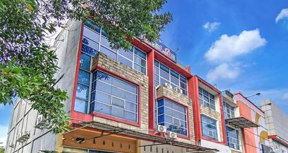 Luxury Twin Stay with Free WiFi and Parking