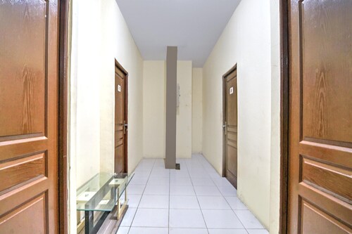 Luxury Twin Stay with Free WiFi and Parking