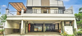 Stylish Budget Stay in Indonesia with Free WiFi