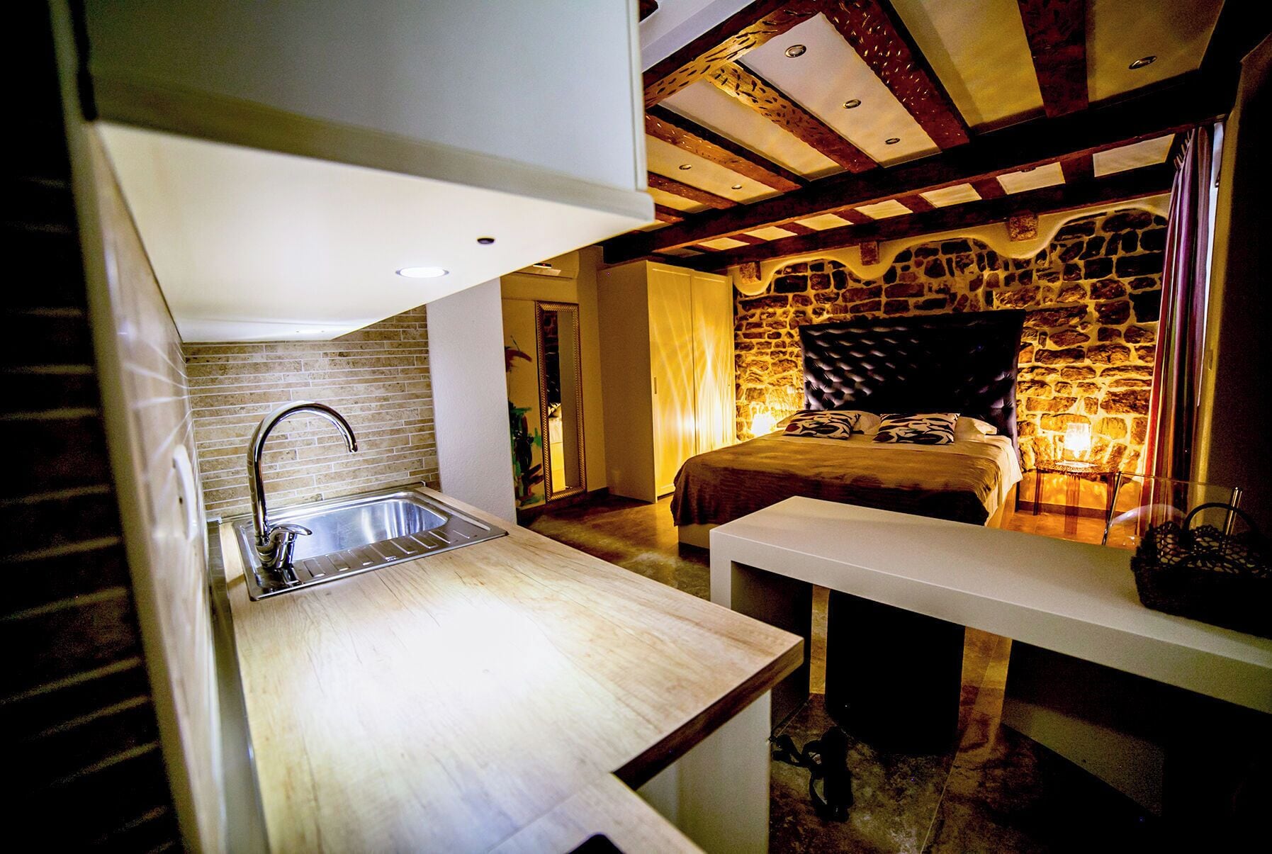 Studio (A1) | Interior