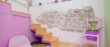 Studio (A2) | Interior