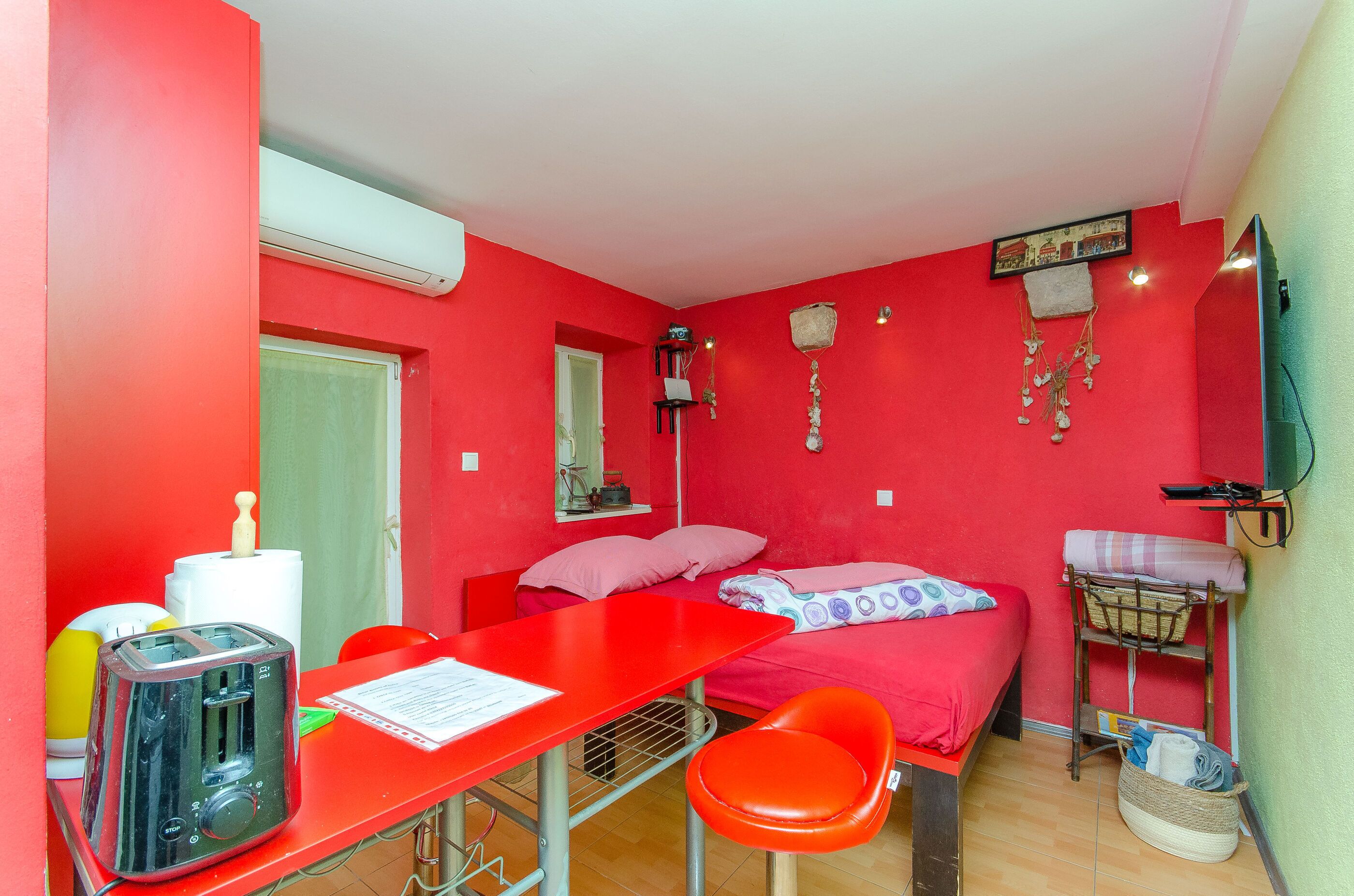 Studio (A1) | Free WiFi