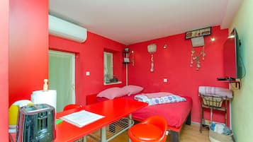 Studio (A1) | Free WiFi