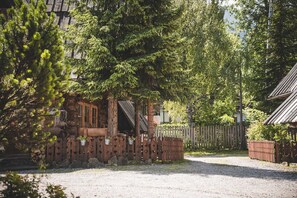 Cottage | Property grounds - Javorina Domki (Zakopane)