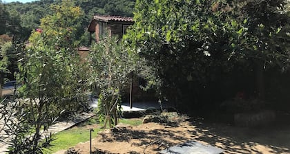 Amazing Stone House in Ida Mountain-must See!