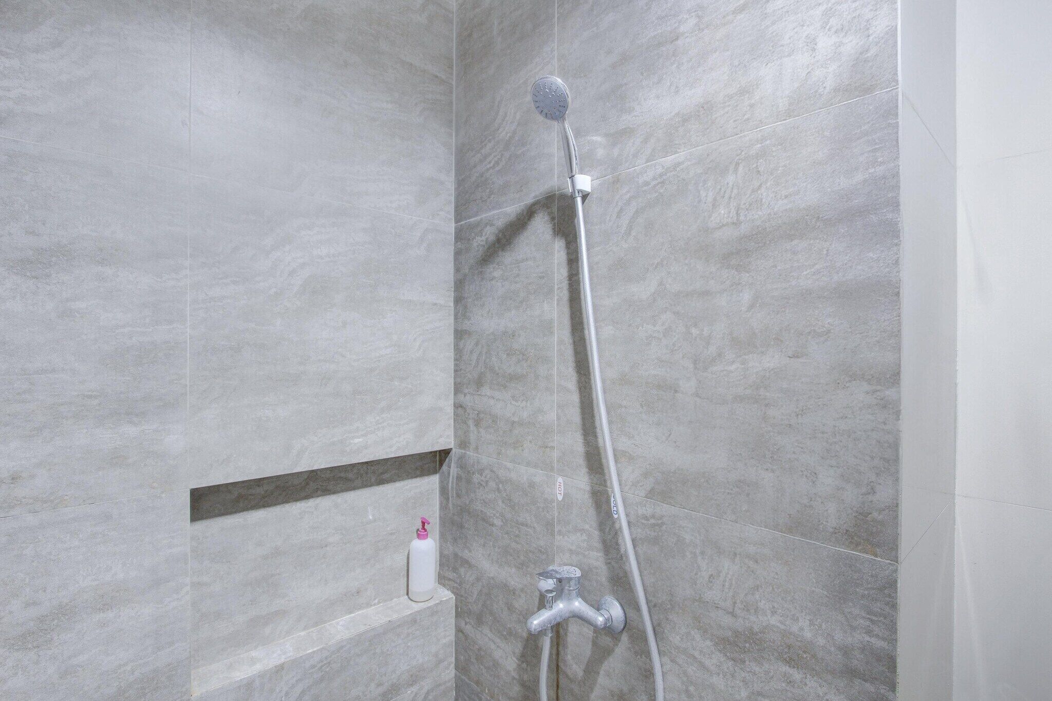 Shower, bidet