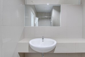Regadera y bidet 