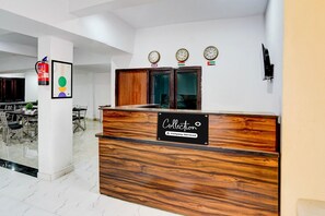 Lobby - Super Collection Matiyari Former Saffron (Lucknow)