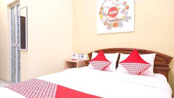 1 bedroom, free WiFi, bed sheets