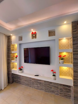 In-room safe, desk, laptop workspace, blackout curtains