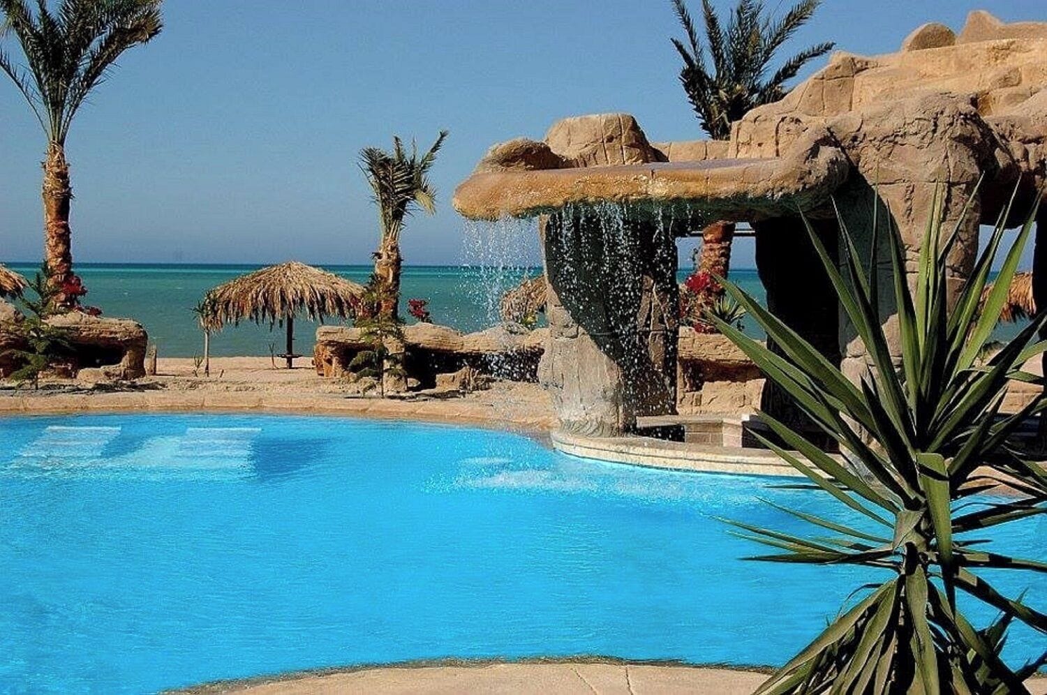 3 outdoor pools