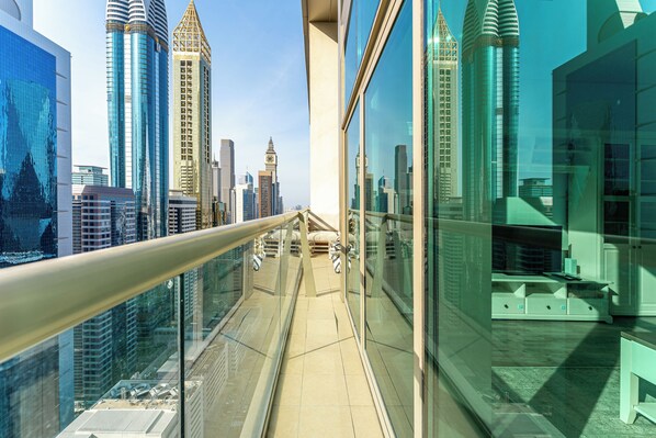 Property grounds - Chic 1BR APT in DIFC I 7-Min Drive to Burj Khalifa (Dubai)