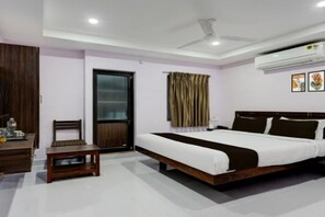 Room - Townhouse Kozhencherry (Pathanamthitta)