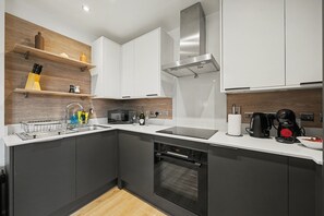 Huoneisto, tupakointi sallittu