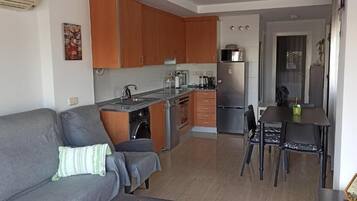 Apartment, 1 Bedroom, Terrace, Garden View | Bahagian dalam
