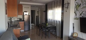 Apartment, 1 Bedroom, Terrace, Garden View | Dining room - Relax & Play Panoramic Golf Vinaroz (San Jorge)