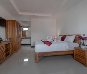 Double Room - Cozzy Dewiana Guesthouse (Denpasar)